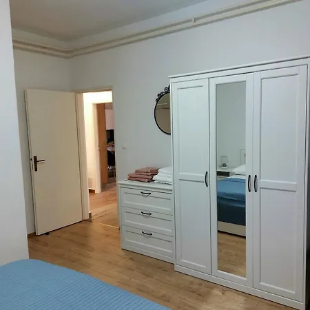 Park Apartman *